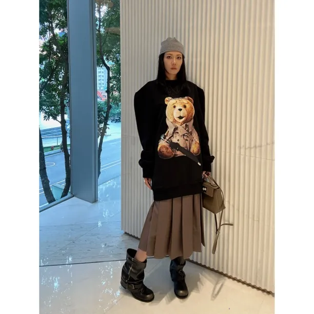 YE-YES中长款泡泡袖小熊印花卫衣