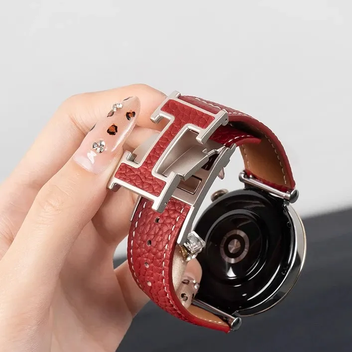 适用华为gt5/gt4新款H扣真皮GT6手表带磁吸Watch5新年红41mm男女