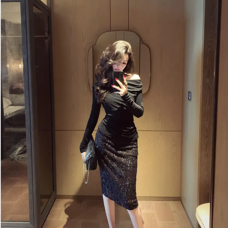 金南一法式浪漫刺绣缀珠立体纹样高腰黑色印花半身裙0104411287