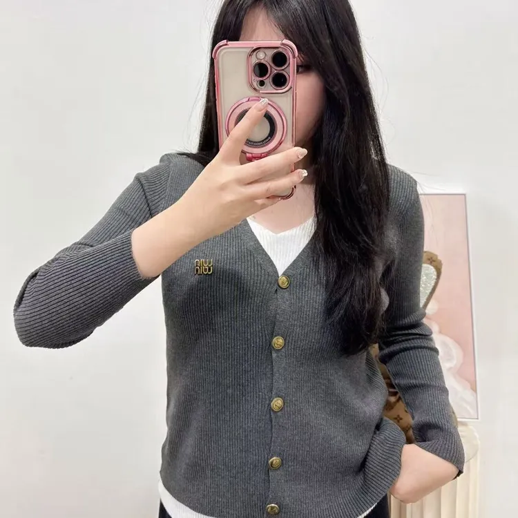 拼色长袖春季剪刀领彩色扣开衫衫毛针织衫韩版女假两件