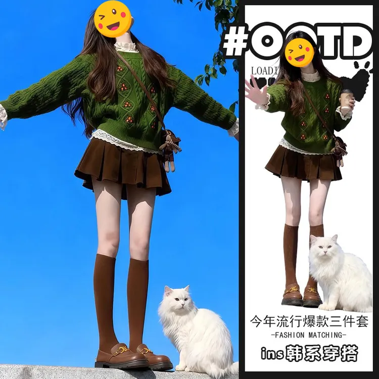 可甜可盐炸街三件套装女2025年软糯气质绿色毛衣蕾丝打底衫百褶裙