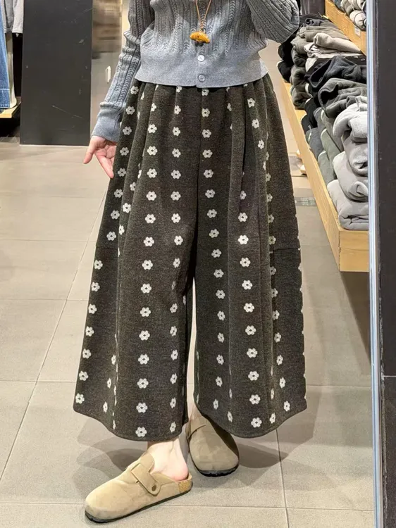 复古花朵松紧A字棉棉裤女秋冬新款小个子加厚宽松显瘦阔腿九分裤