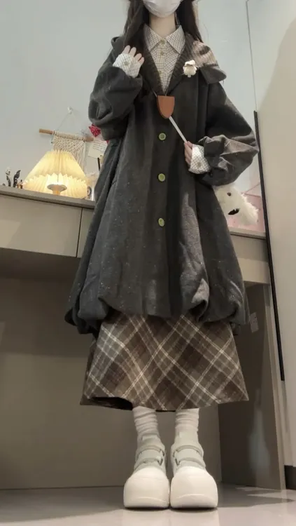 2025秋冬新款慵懒风格子衬衫灰色毛呢外套搭配半身裙显瘦三件套女