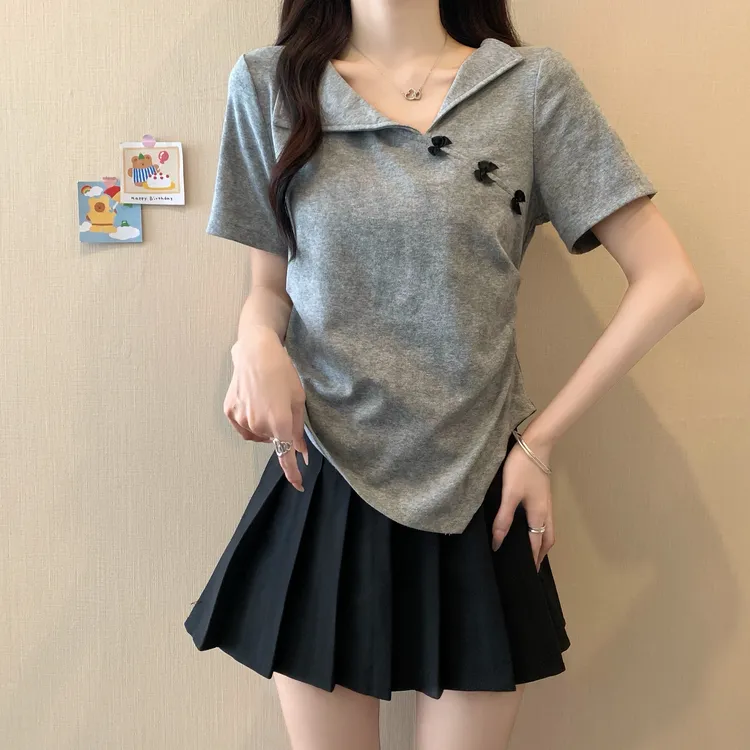 不规则翻领正肩褶皱大码短袖t恤女胖妹妹夏季百搭显瘦设计感上衣