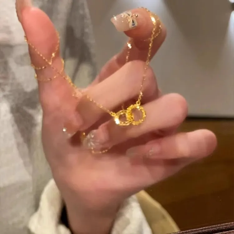 铜合金项链 金色碎碎冰环环相扣项链女轻奢小众高级感精致锁骨链