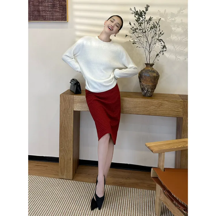 紫紫   拉绒羊毛羊绒衫  不扎岛精无缝圆领针织衫毛衣ZD08SMYL684