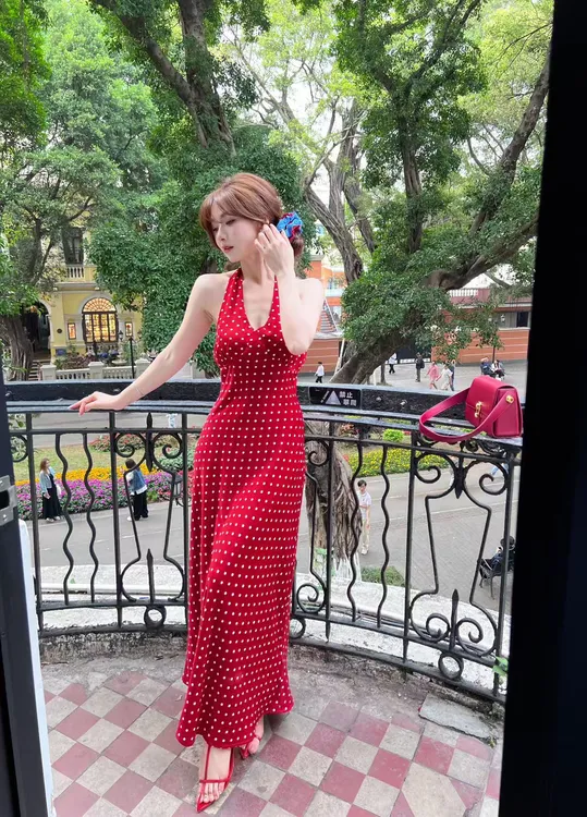 【探戈舞步】气质波点V领无袖连衣裙绑带显瘦挂脖#8615