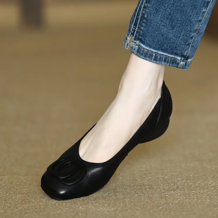 羊皮断码清仓法式复古浅口单鞋女新款百搭真皮通勤软底粗跟奶奶鞋