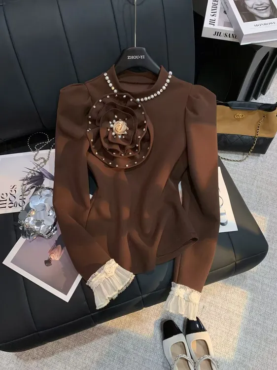ZHOUYI/周一 2025冬季法式复古立体花朵珍珠上衣蕾丝袖口针织衫女