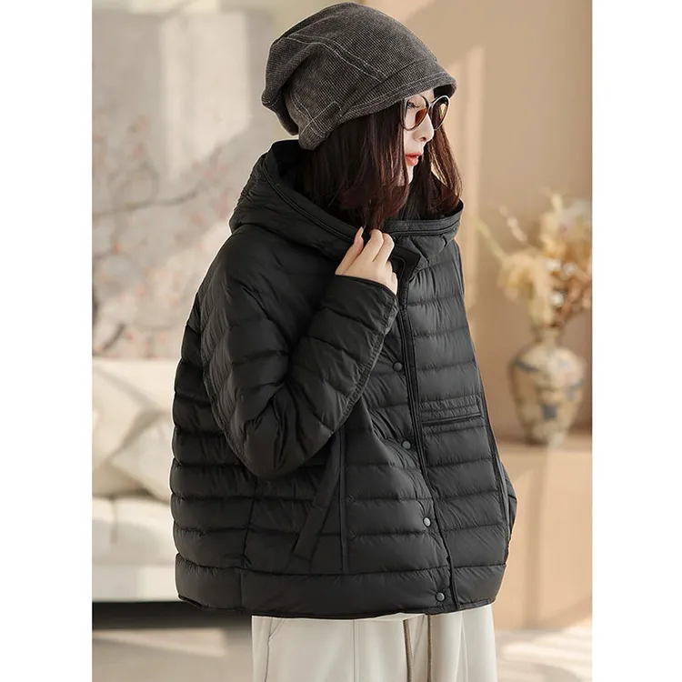 轻薄轻便90白鸭绒羽绒服女2025冬季新款百搭时尚连帽保暖短外套