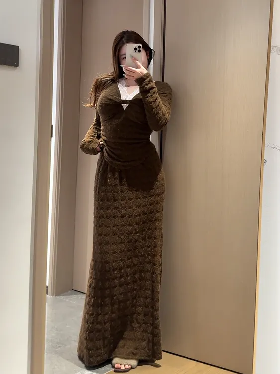 【一茹】微胖mm冬季加厚法式V领蕾丝性感风长袖高腰显瘦半身裙套装