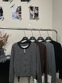 『雨美 Show』6853时尚百搭假两件针织上衣