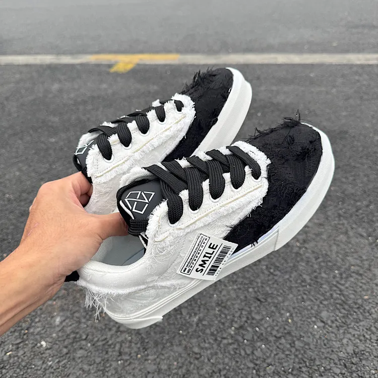 潮牌时尚新品女鞋熊猫小香风学生帆布鞋情侣款流苏运动滑板鞋ins