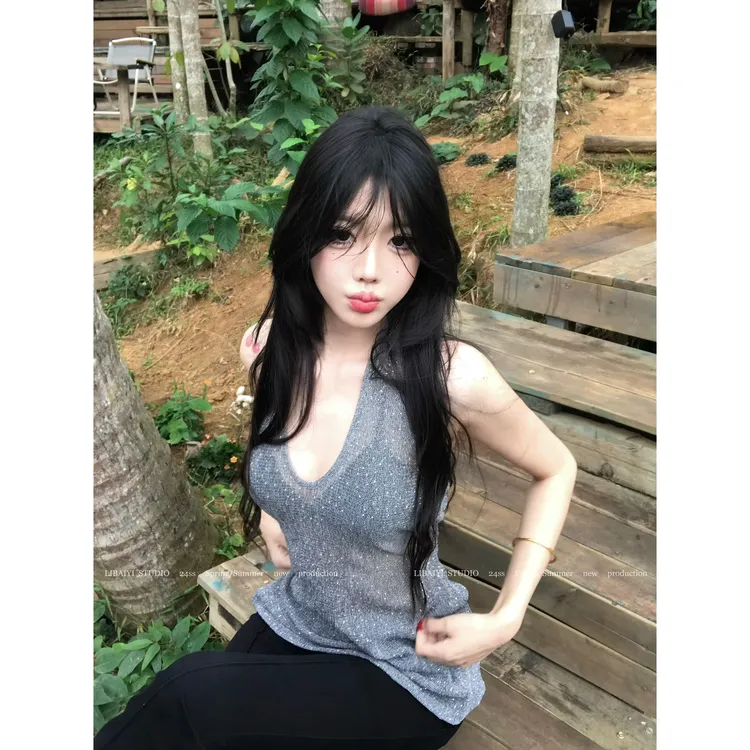 LIBAIYI 亮闪闪/V领挂脖露背辣妹吊带背心闪钻性感小众上衣1419