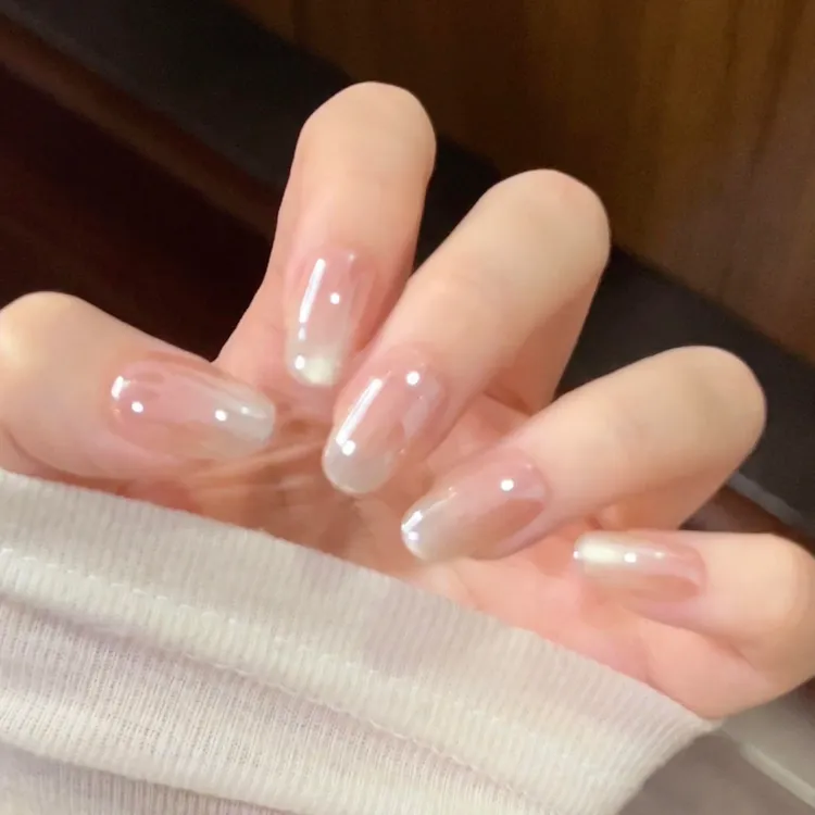 【白月光】超亮猫眼渐变新款手工穿戴甲高级感显白简约百搭精致美甲