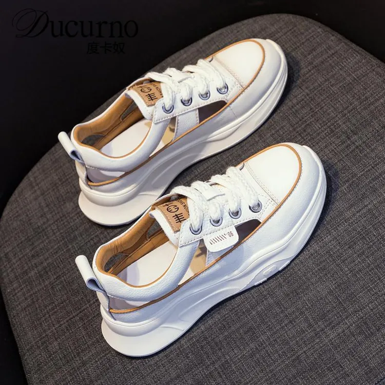 绿色显脚白真皮镂空包头凉鞋女2025年新款夏季透气复古运动休闲鞋