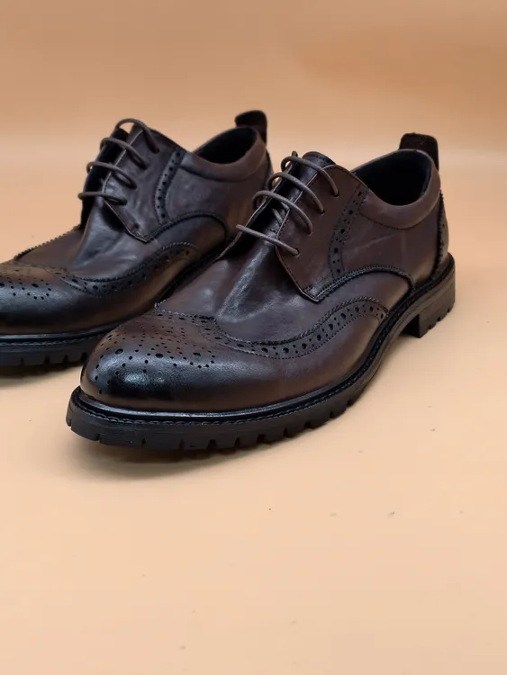 男士休闲复古马皮布洛克雕花皮鞋百搭正装商务皮鞋