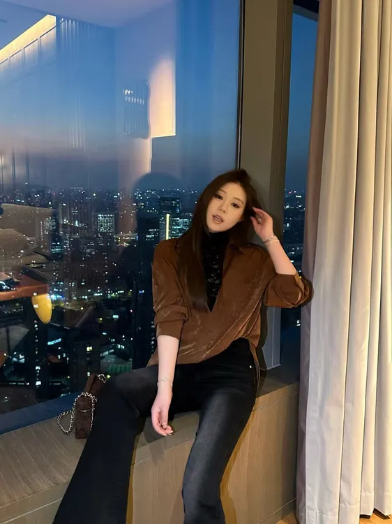 琪琪怪怪大码女装【经典复刻】撞色拼接老钱气质百搭衬衫T18074QQ