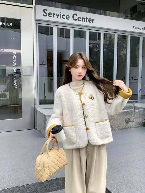 冬季上新韩版时尚百搭立体装饰显瘦短外套10265