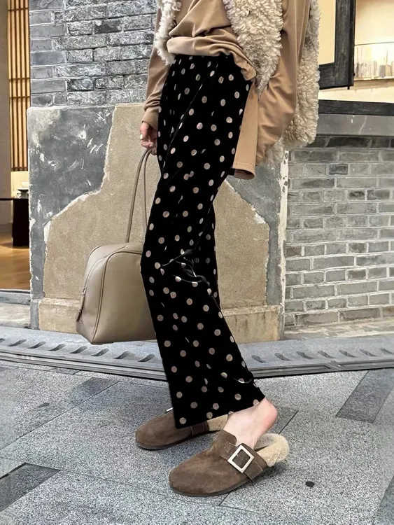 秋冬加绒加厚高定哑光金丝绒女款休闲裤时尚百搭洋气窄版直筒裤