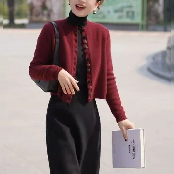 高级感洋气设计感针织开衫秋冬季新款显瘦简约毛衣女