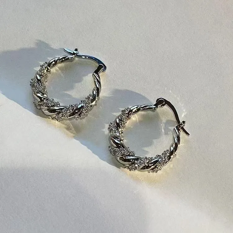 合金耳饰 高级感缠绕耳扣耳环轻奢小众独特个性耳钉耳饰女新款