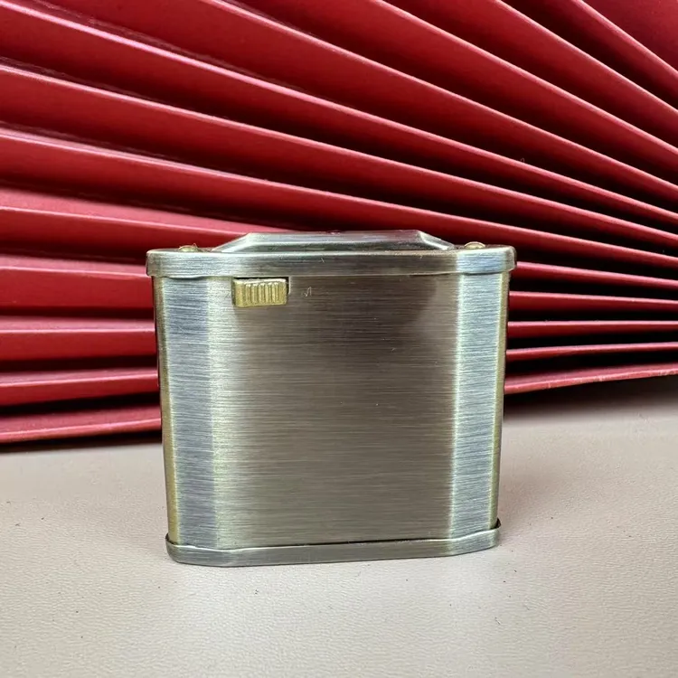 绅士打火机超薄便携复古自动点火纯铜机械礼品