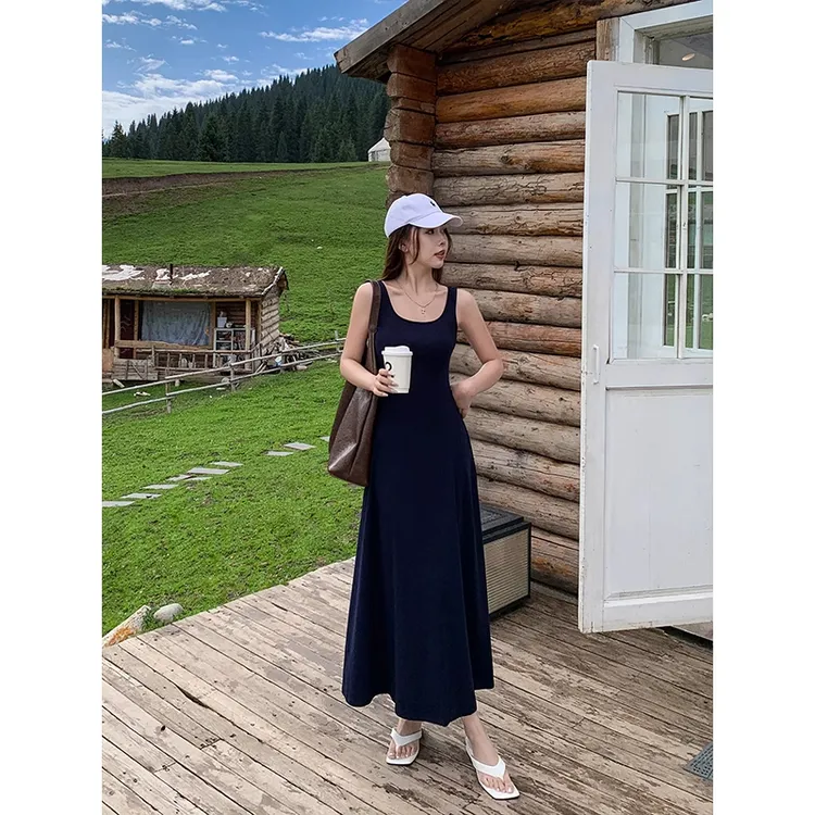 肯豆风背心连衣裙2025年新款女夏法式宽吊带裙收腰修身气质长裙