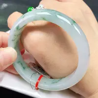 翡翠手镯未镶嵌54圈