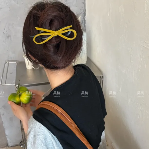 复古牛奶绒～秋冬丝绒蝴蝶结一字夹扭扭夹高级感盘发8字扭扭发卡
