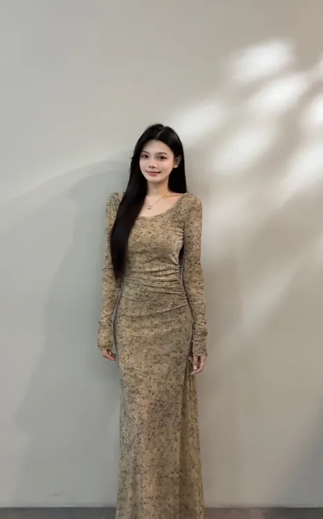 【苏苏】早秋新款长袖扎染连衣裙极简风裙子修身复古长裙DT1572