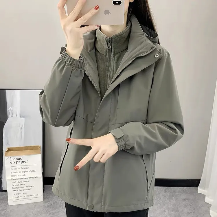 冲锋衣女秋冬三合一可拆卸加绒加厚防水外套男西藏爬山徒步登山服