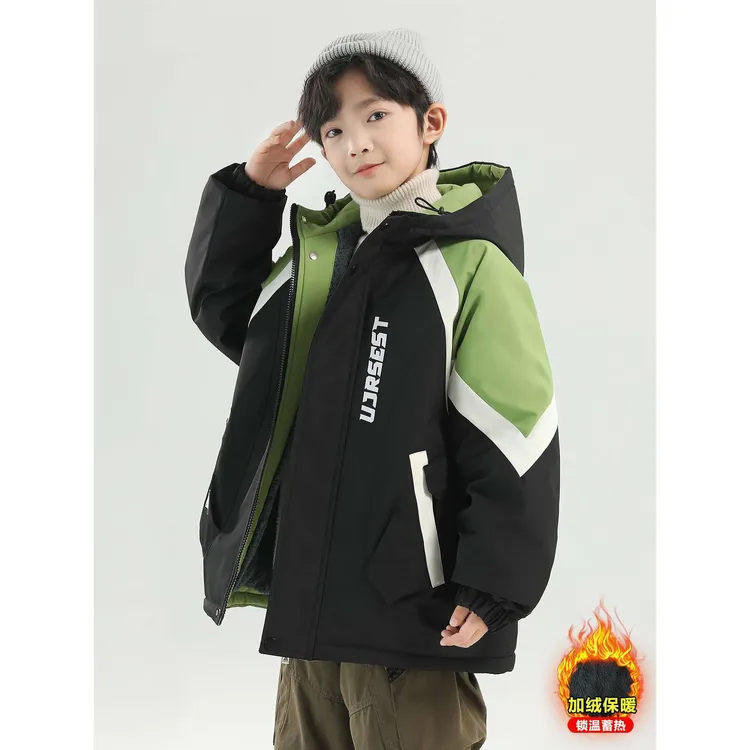 范哲萨男童加绒外套秋冬款2025新款儿童冬季冲锋衣大童冬装派