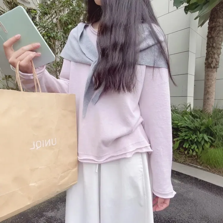 韩系慵懒松弛感宽松百搭圆领针织衫上衣搭配灰色披肩ins秋季新款