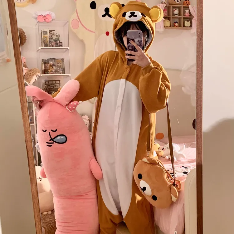 连体情侣睡衣女冬季加厚加绒珊瑚绒长款可爱轻松熊大码男士家居服
