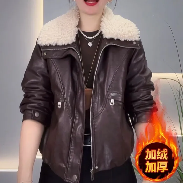 加绒加厚皮衣外套女短款2025冬新款大翻领羊羔毛拼接保暖复古上衣