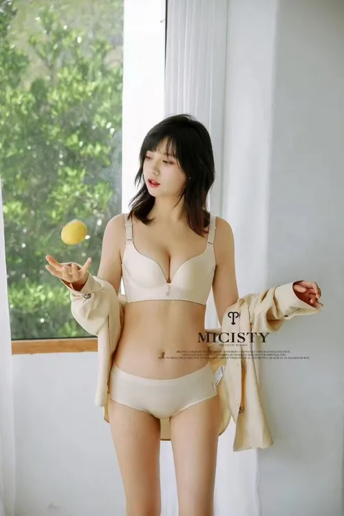 密汐皙迪裸睡款舒适调整型柔软聚拢文胸无钢圈透气无痕美背套装