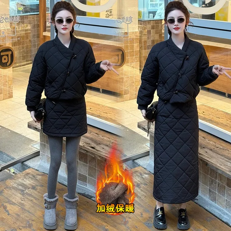 拉夏贝尔加绒时尚套装女冬新款显瘦保暖短款外套半身裙两件套