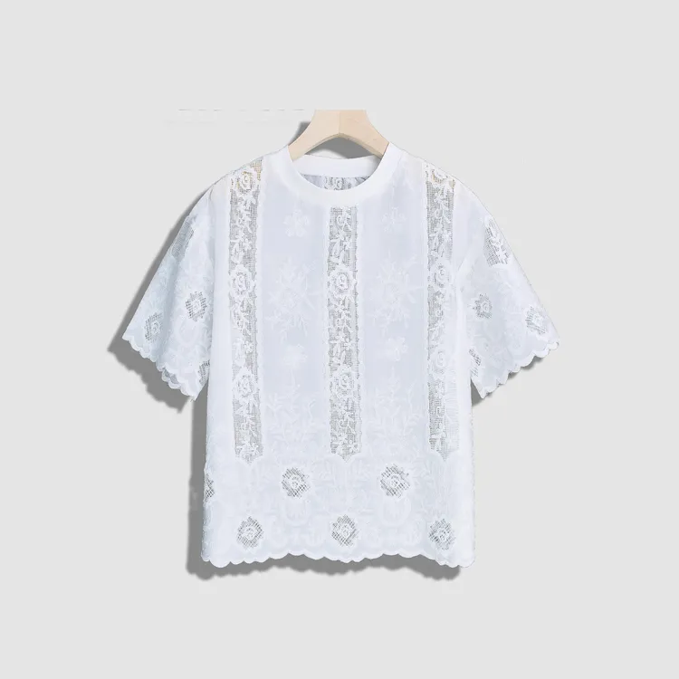 宽松圆领蕾丝刺绣设计感圆领T恤-Y16073