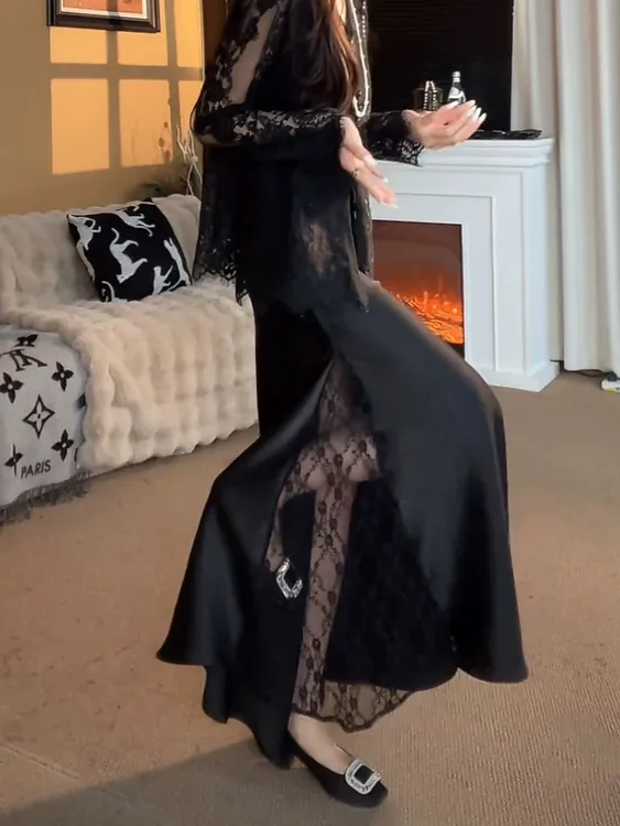 【波光粼粼】新款缎面拼接蕾丝不规则裙子显瘦垂感长款半身裙中长款