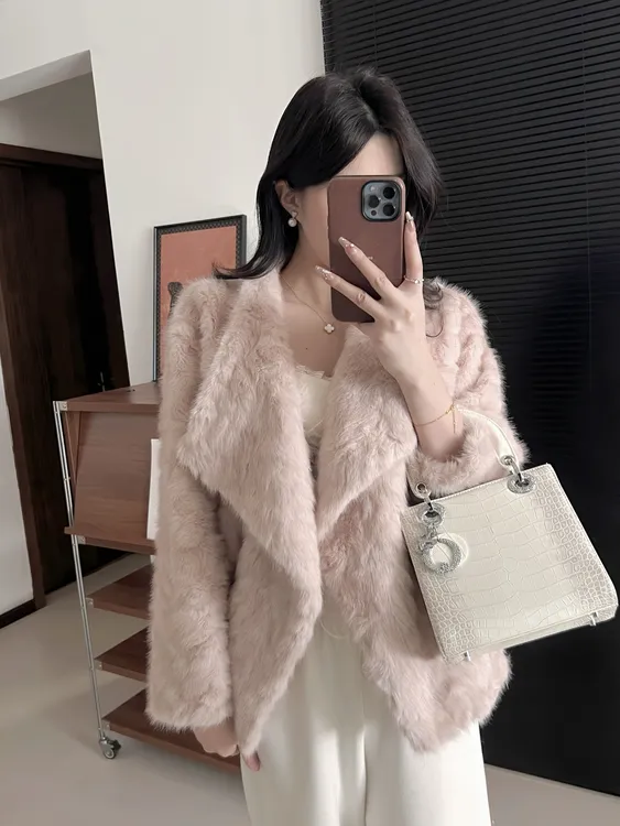 人造皮草 柔雾奶兔保暖时尚冬季韩版皮草短外套女翻领女士宽松