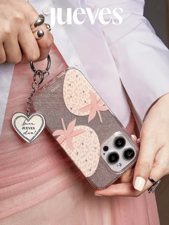 JUEVES原创粉草莓闪粉钻石壳15promax苹果14pm手机壳15pro软壳16