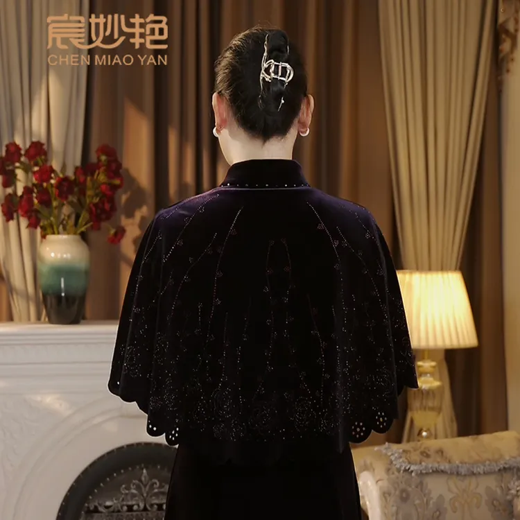 轻奢气质斗蓬纯色时尚百搭国风外搭复古国风设计师金丝绒披肩