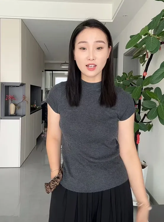 大衣内搭打底衫立领短袖针织衫网红混纺上衣百搭时尚修身显瘦纯色