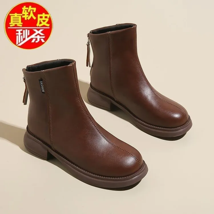 品牌断码真皮2025冬季新款韩版马丁靴显脚小短筒靴厚底秋季平底鞋