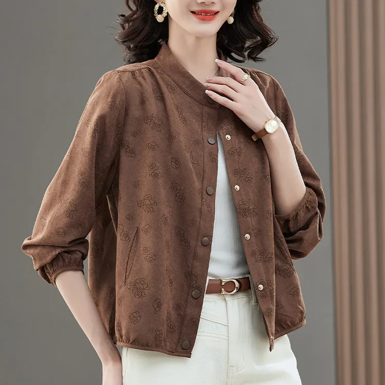 短外套春秋新款女2025年休闲百搭印花小个子妈妈上衣时尚宽松开衫