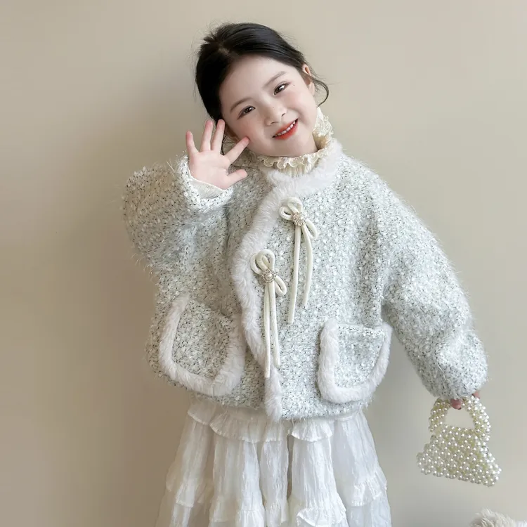 女童外套2025新款秋冬装儿童洋气小香风上衣女宝宝加绒加厚毛毛衣