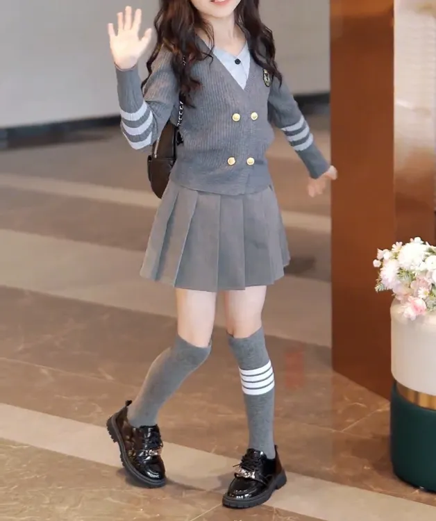 【秋上新】女童春秋新款学院风JK套装针织毛衣百褶裙两件套D