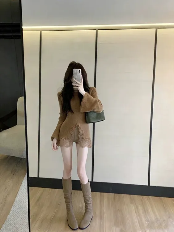 2026大码胖mm秋季新款小众炸街高级感女装法式蕾丝边拼接修身上衣