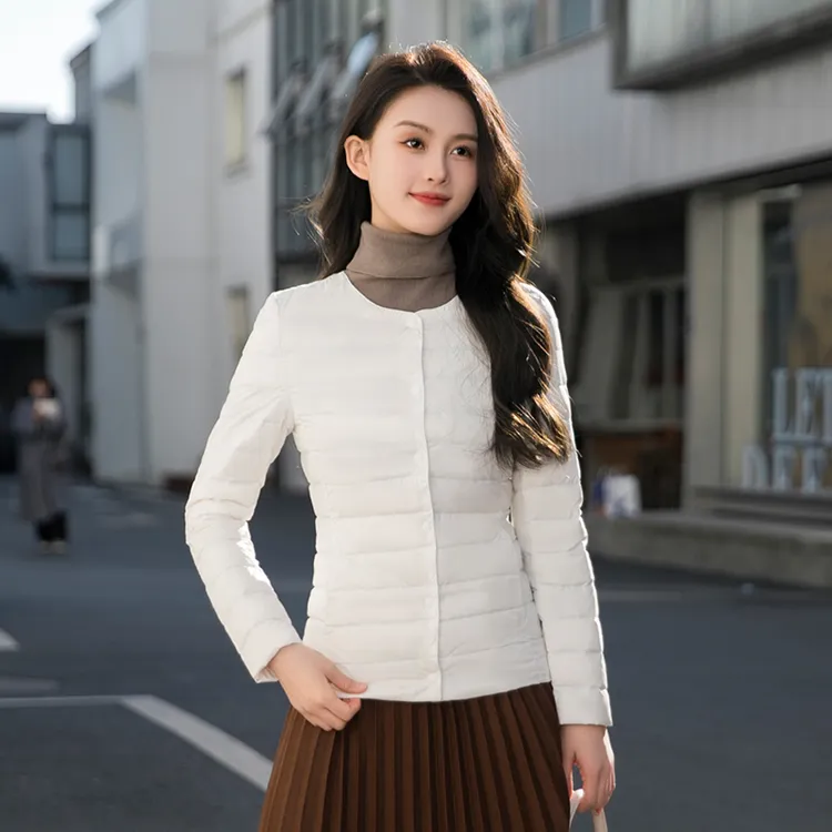 秋冬款轻薄羽绒服时尚短款女士保暖777